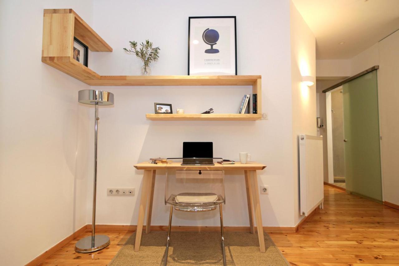 The 4 Travellers Thessaloniki Apartment ภายนอก รูปภาพ