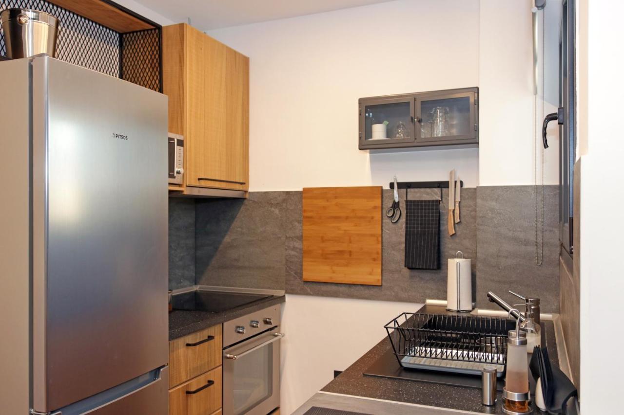 The 4 Travellers Thessaloniki Apartment ภายนอก รูปภาพ
