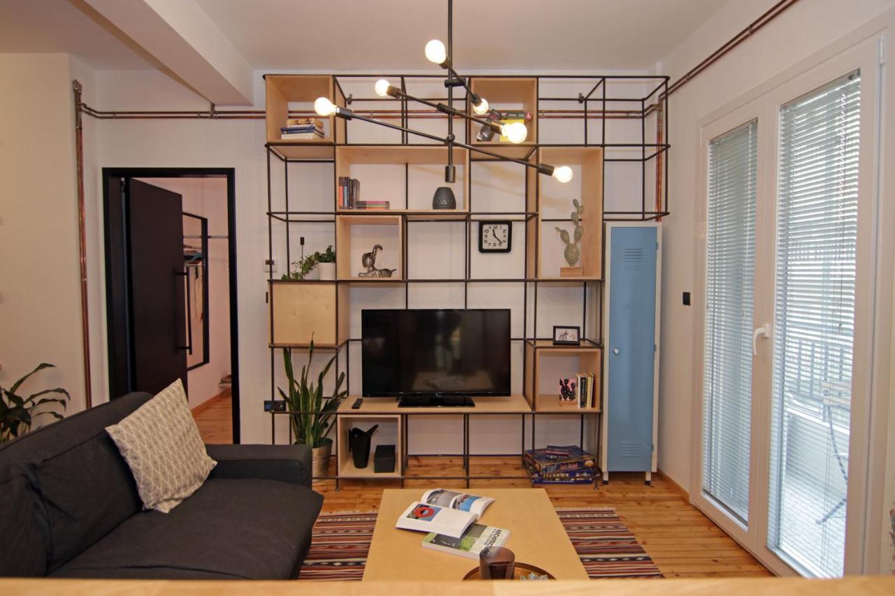 The 4 Travellers Thessaloniki Apartment ภายนอก รูปภาพ