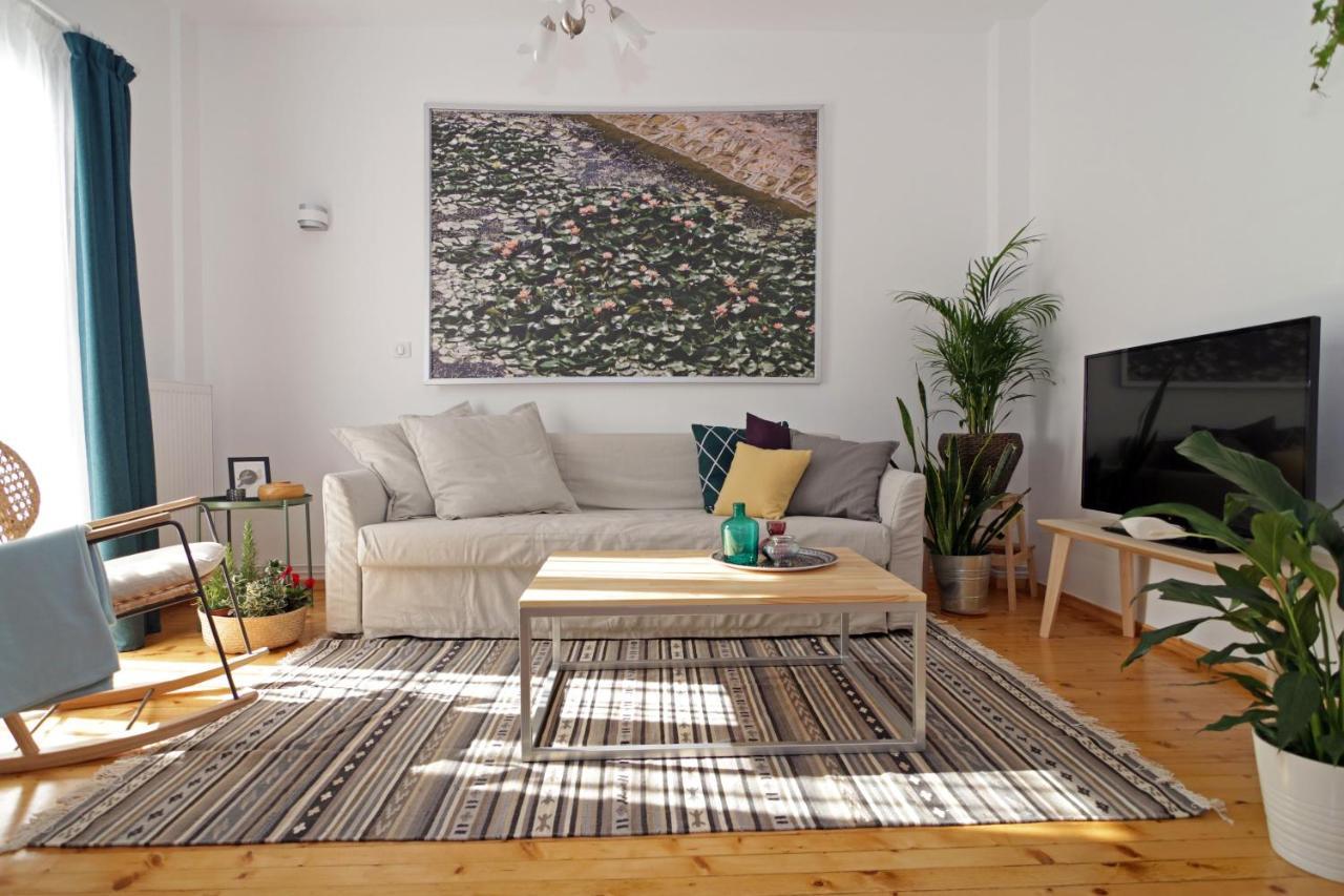 The 4 Travellers Thessaloniki Apartment ภายนอก รูปภาพ