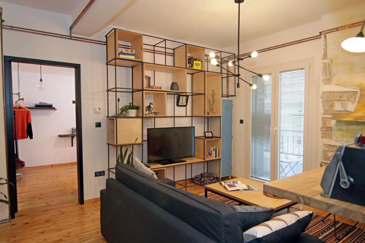 The 4 Travellers Thessaloniki Apartment ภายนอก รูปภาพ
