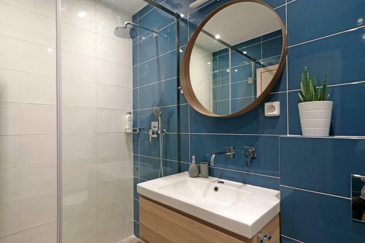 The 4 Travellers Thessaloniki Apartment ภายนอก รูปภาพ