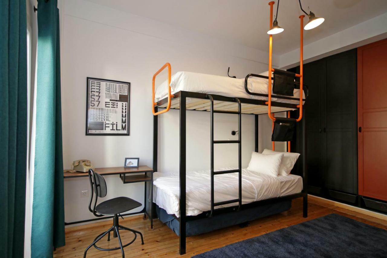The 4 Travellers Thessaloniki Apartment ภายนอก รูปภาพ